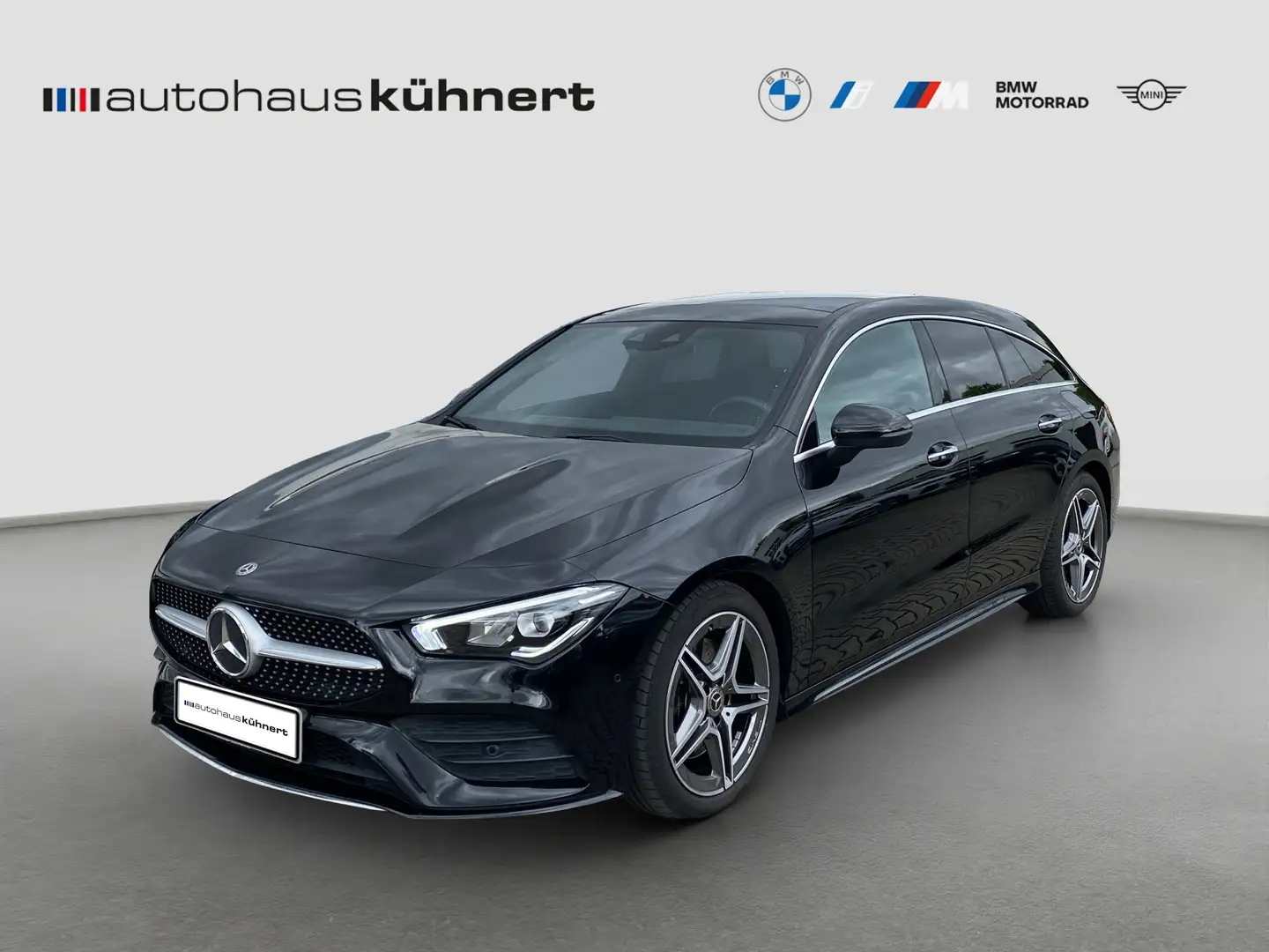 Mercedes-Benz CLA 200 d Shooting Brake AMG Line PanoSD StHzg LED Noir - 1