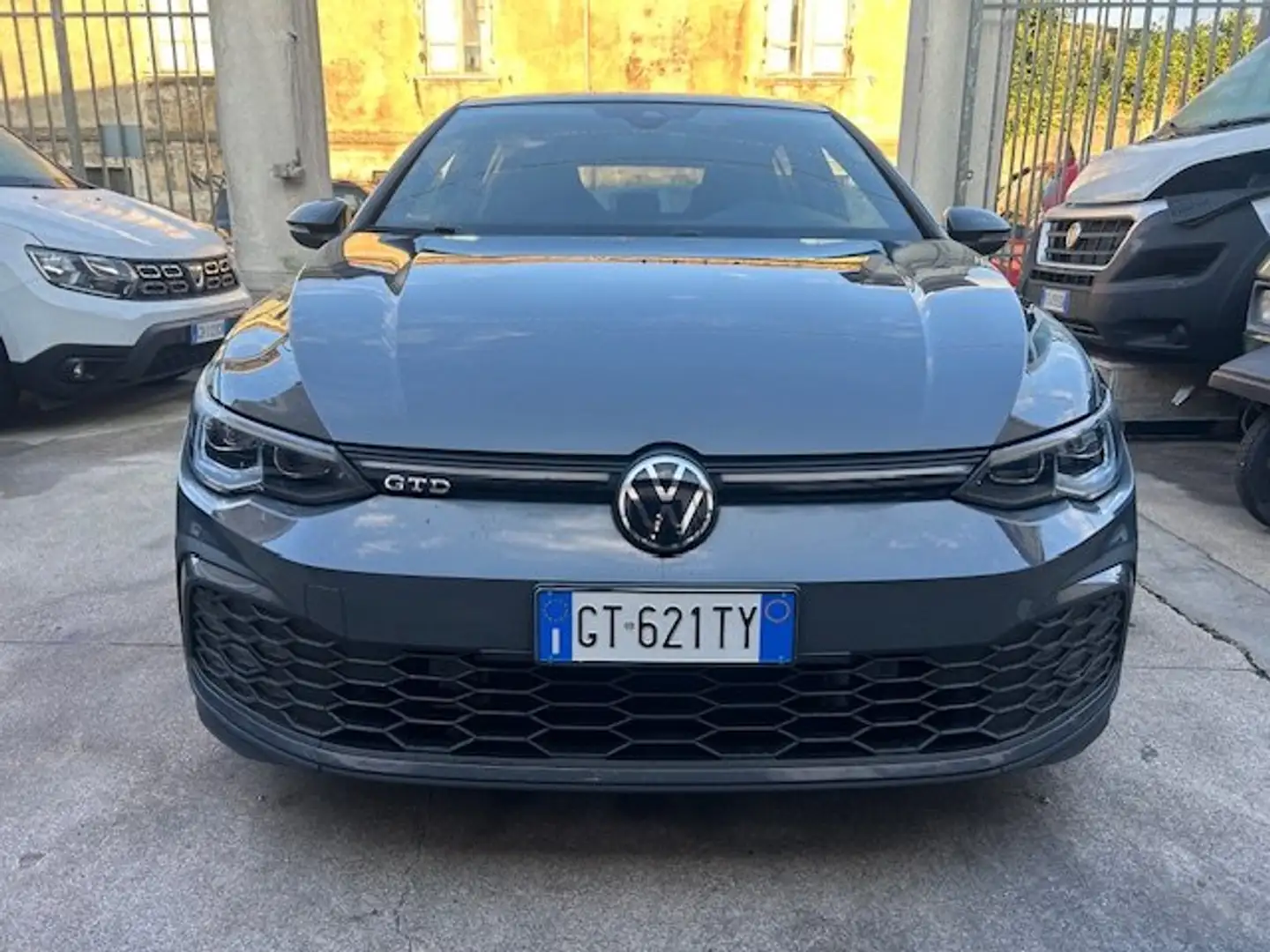 Volkswagen Golf VIII 2.0tdi GTD 200cv DSG TETTO PANOR.CERCHI DA 19 Grigio - 2