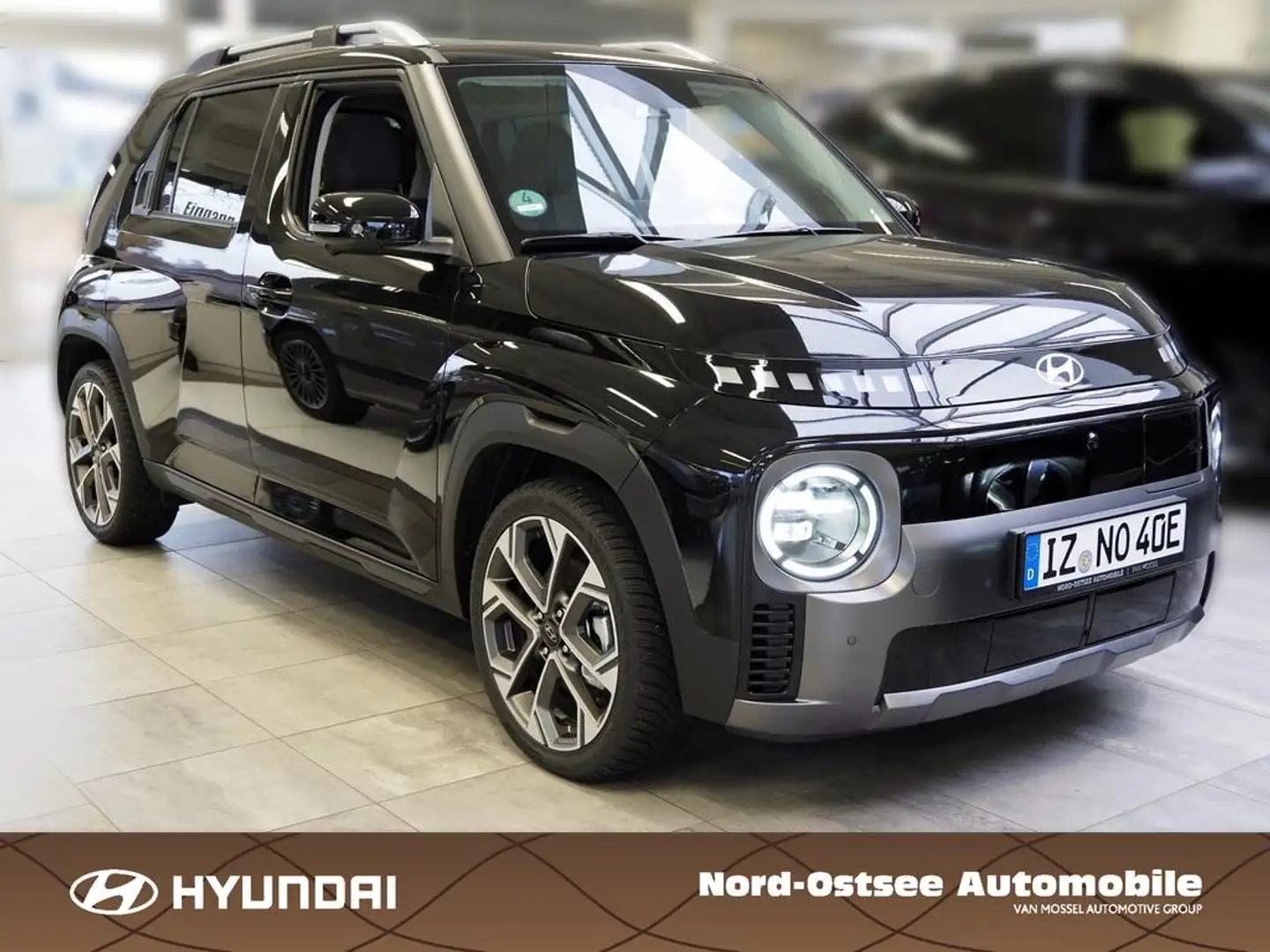 Hyundai Inster Cross EV Effizienz-, Assistenz-,V2L-Paket Schwarz - 2