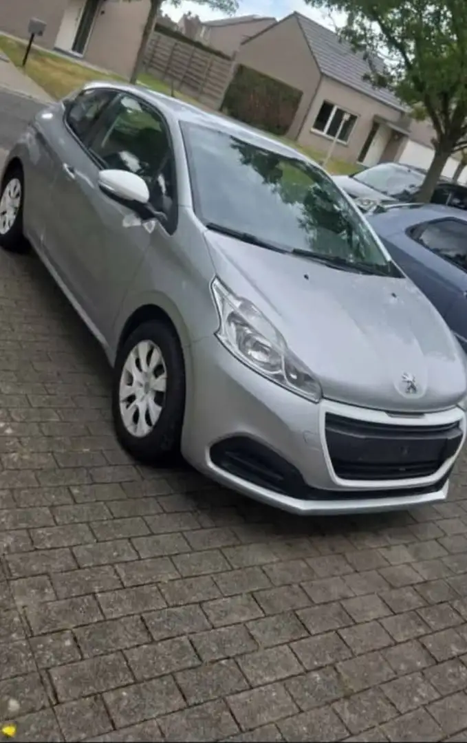 Peugeot 208 1.0 benzine - 2