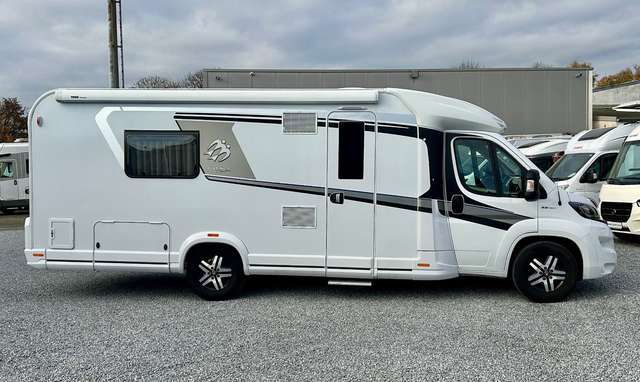 Knaus Sky TI 700 MEB *Einzelbetten-Automatik-Heckbad*