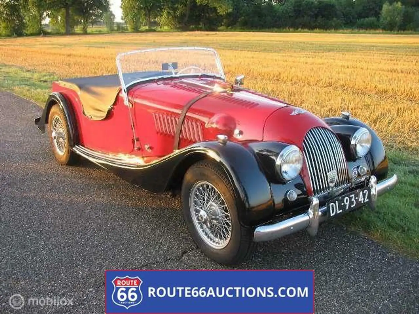 Morgan +4 cabriolet Roşu - 1