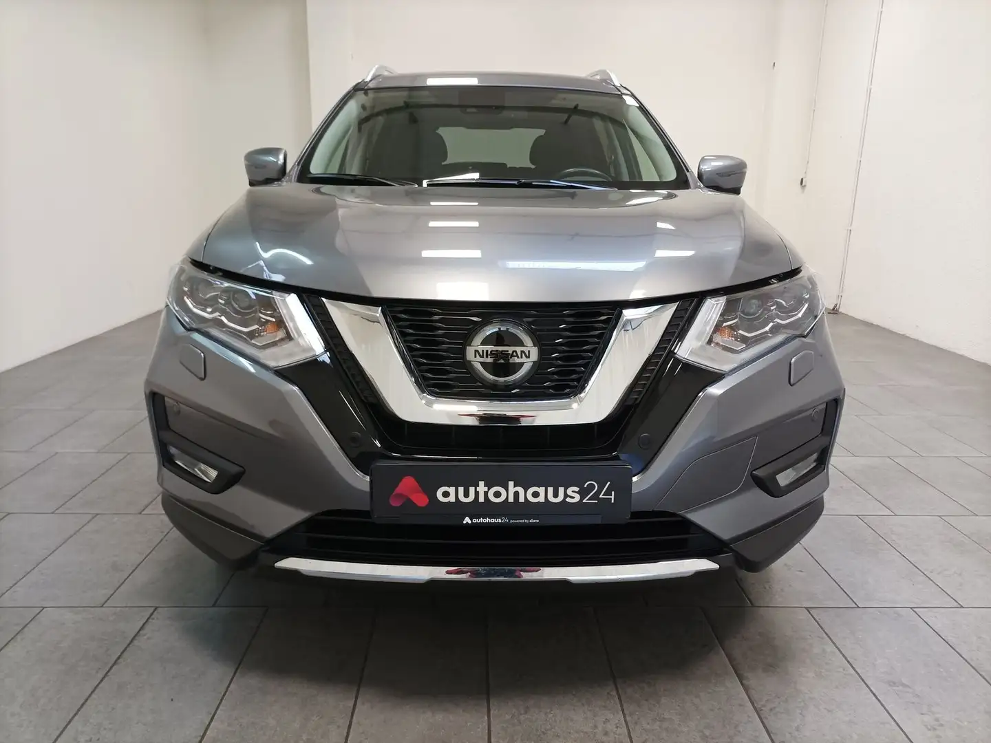 Nissan X-Trail 1.7 dCi N-Connecta|Bluetooth|LED| Grau - 2