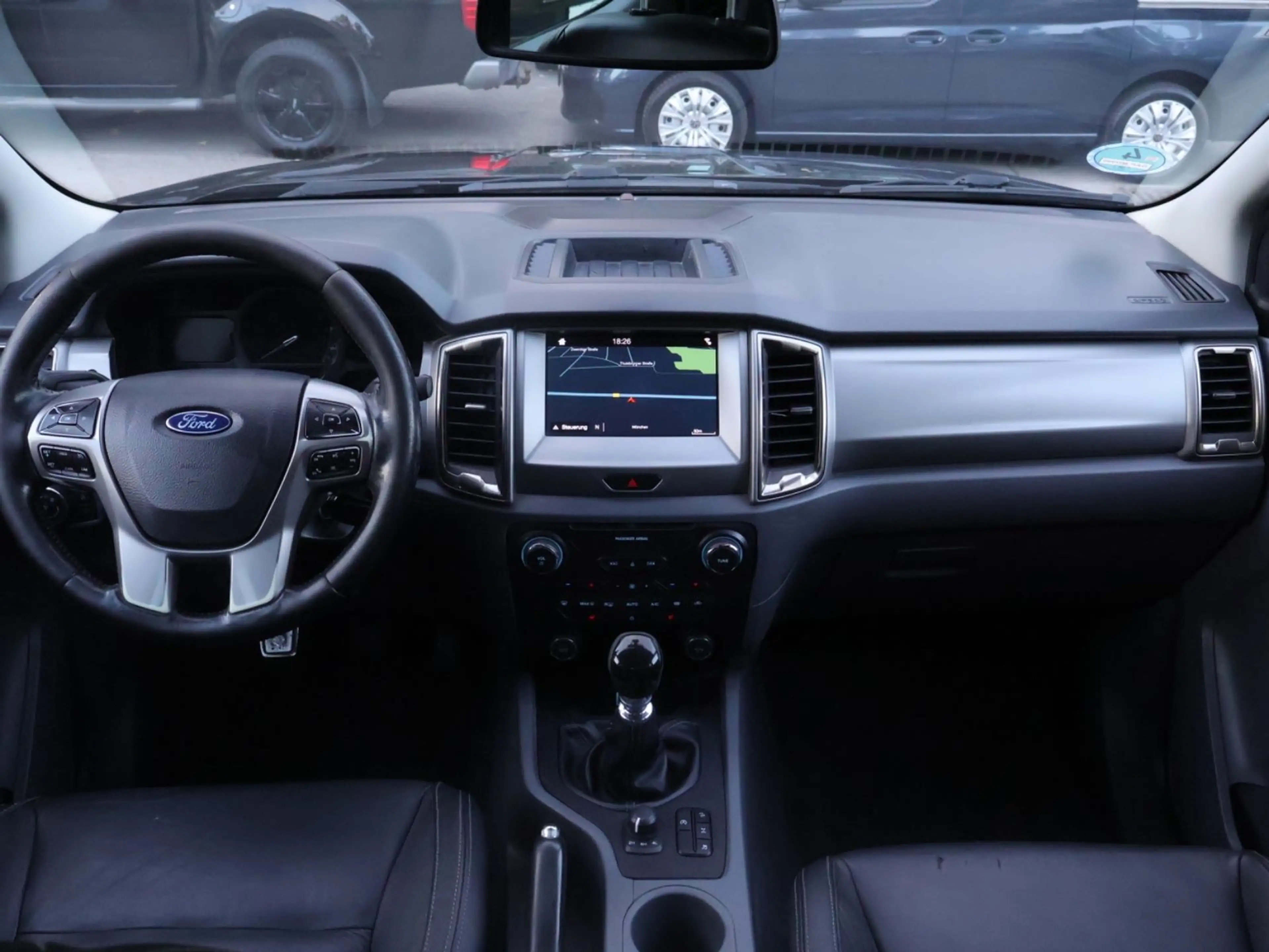 Ford Ranger Limited Doppelkabine 3.2 TDCi 4x4 NAV-RFK — photo 9
