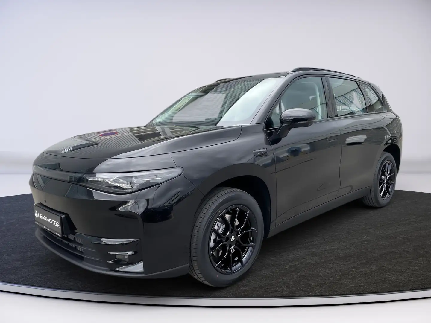 Leapmotor C10 REEV 28.4kWh Schwarz - 2