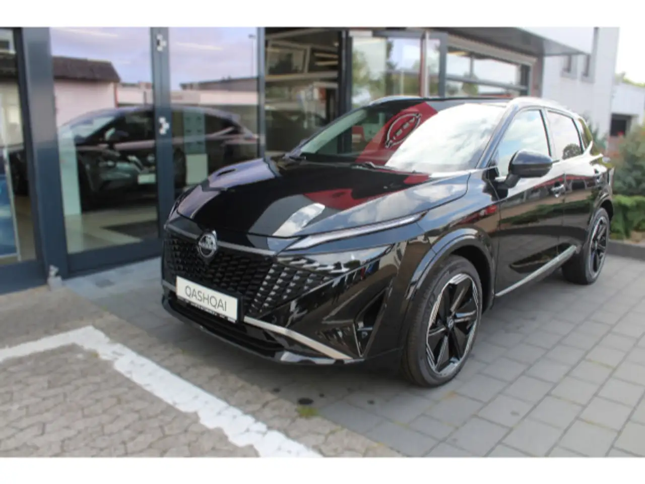 Nissan Qashqai 1.3 DIG-T Tekna+ Automatik 20 Zoll, миниатюра 2