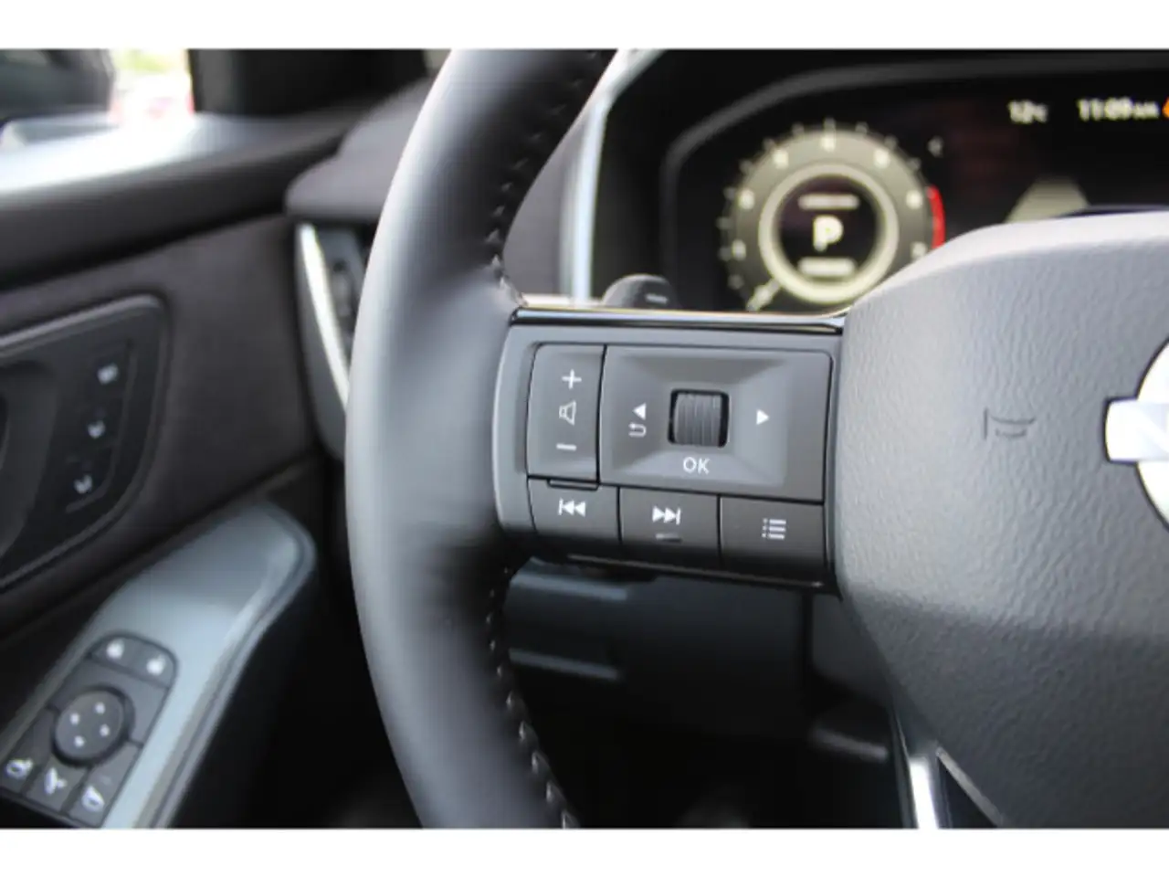 Nissan Qashqai 1.3 DIG-T Tekna+ Automatik 20 Zoll, миниатюра 23