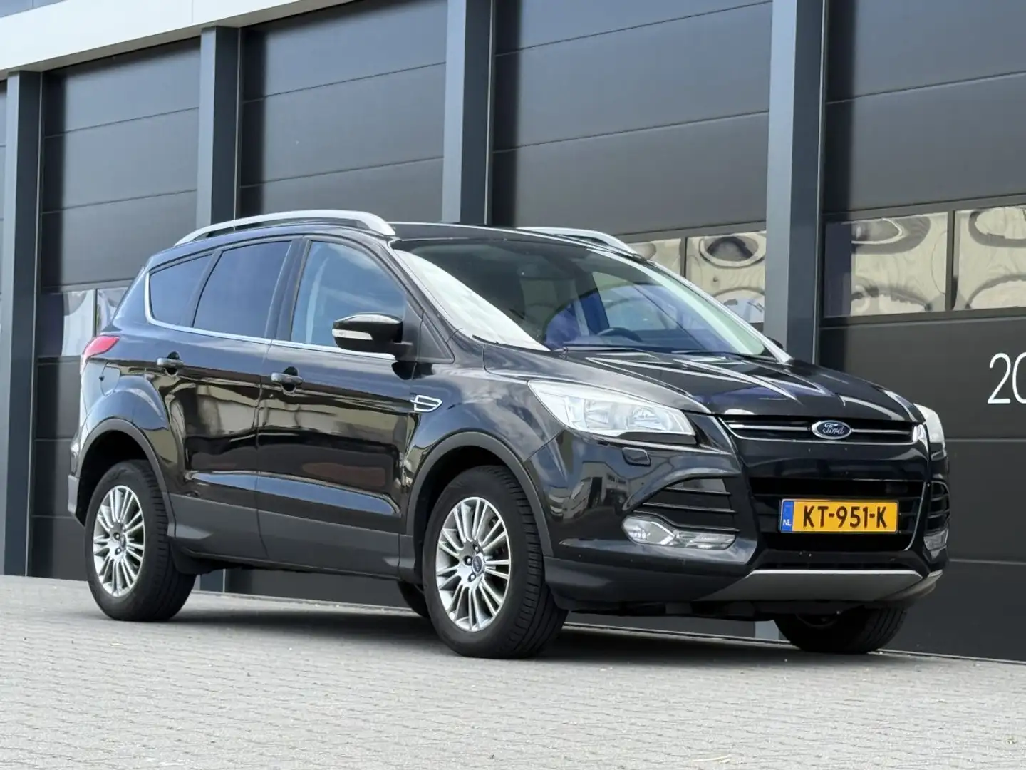 Ford Kuga 2.0 TDCI Titanium Navi Clima Negru - 2