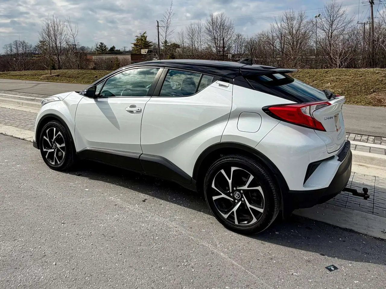 Toyota C-HR снимка Toyota C-HR