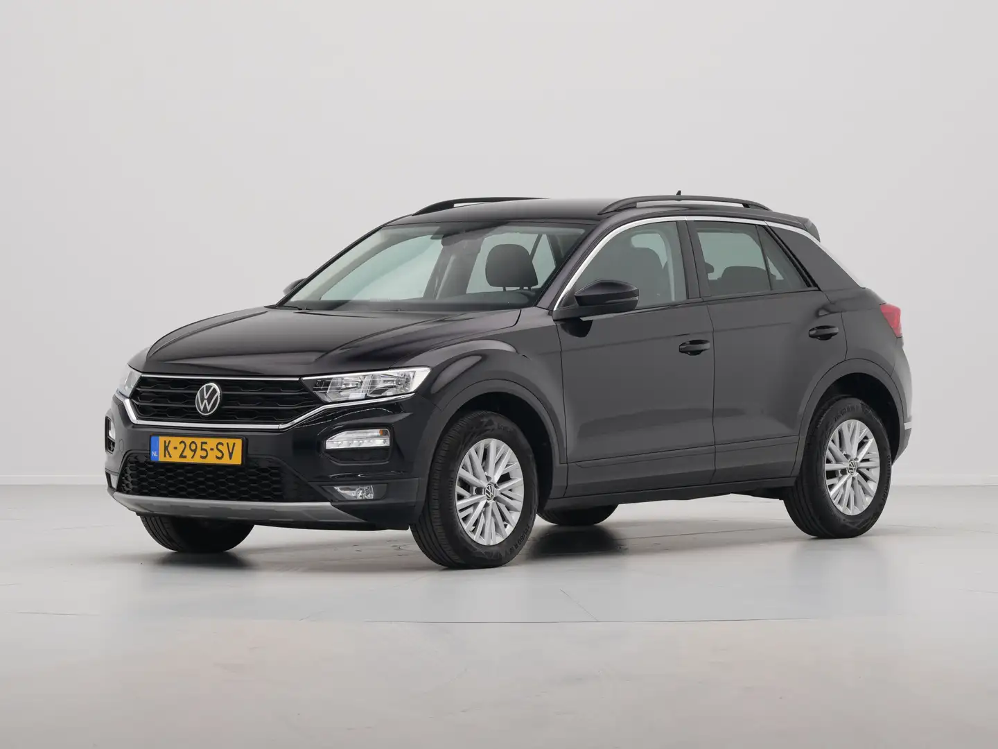 Volkswagen T-Roc 1.0 TSI 110pk Style Trekhaak Pdc Acc Lm Velgen 178 Zwart - 2