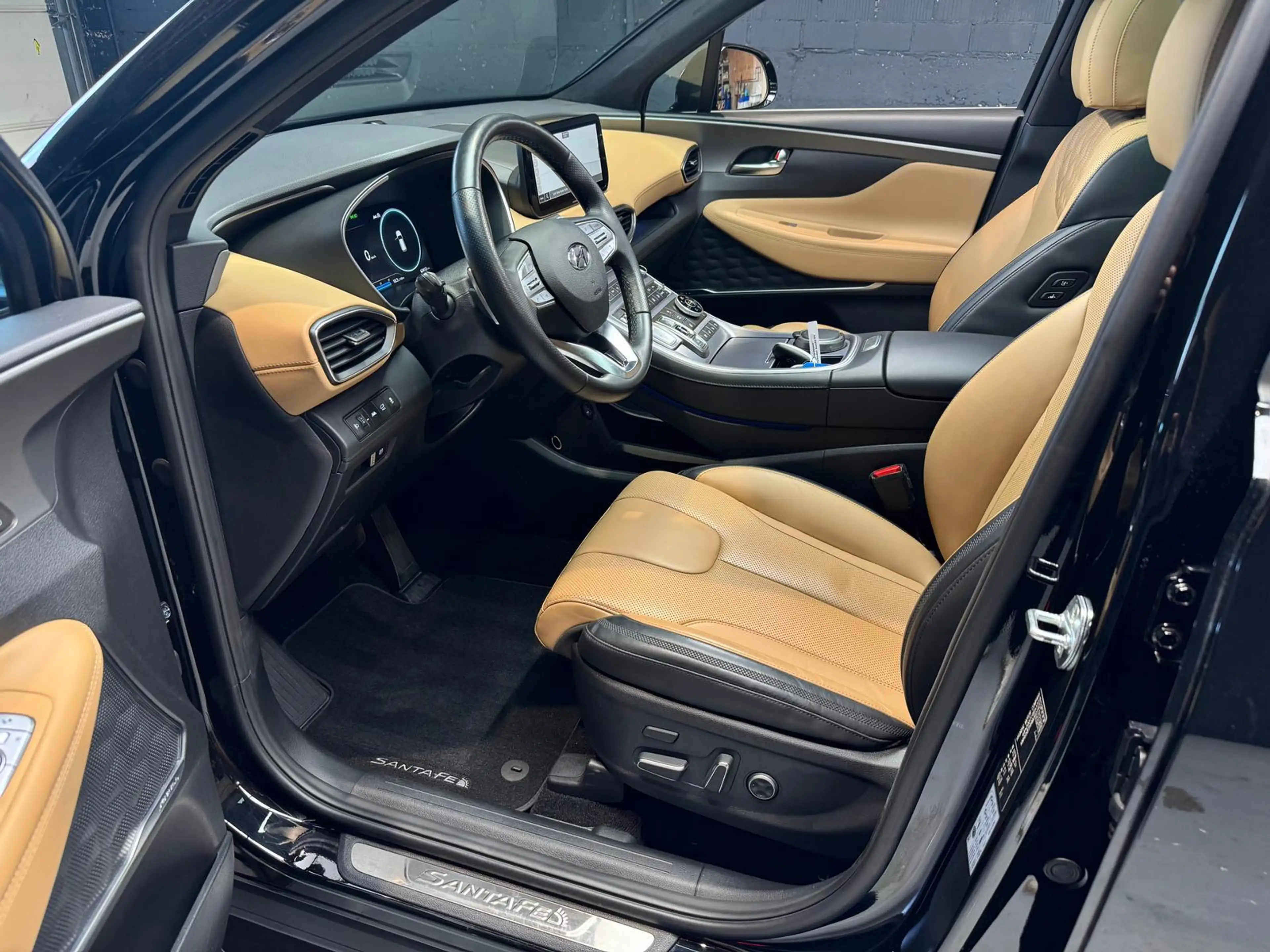 Hyundai SANTA FE Signature 4WD 2.2 CRDi+PANO+VIRTUELL+ — photo 14