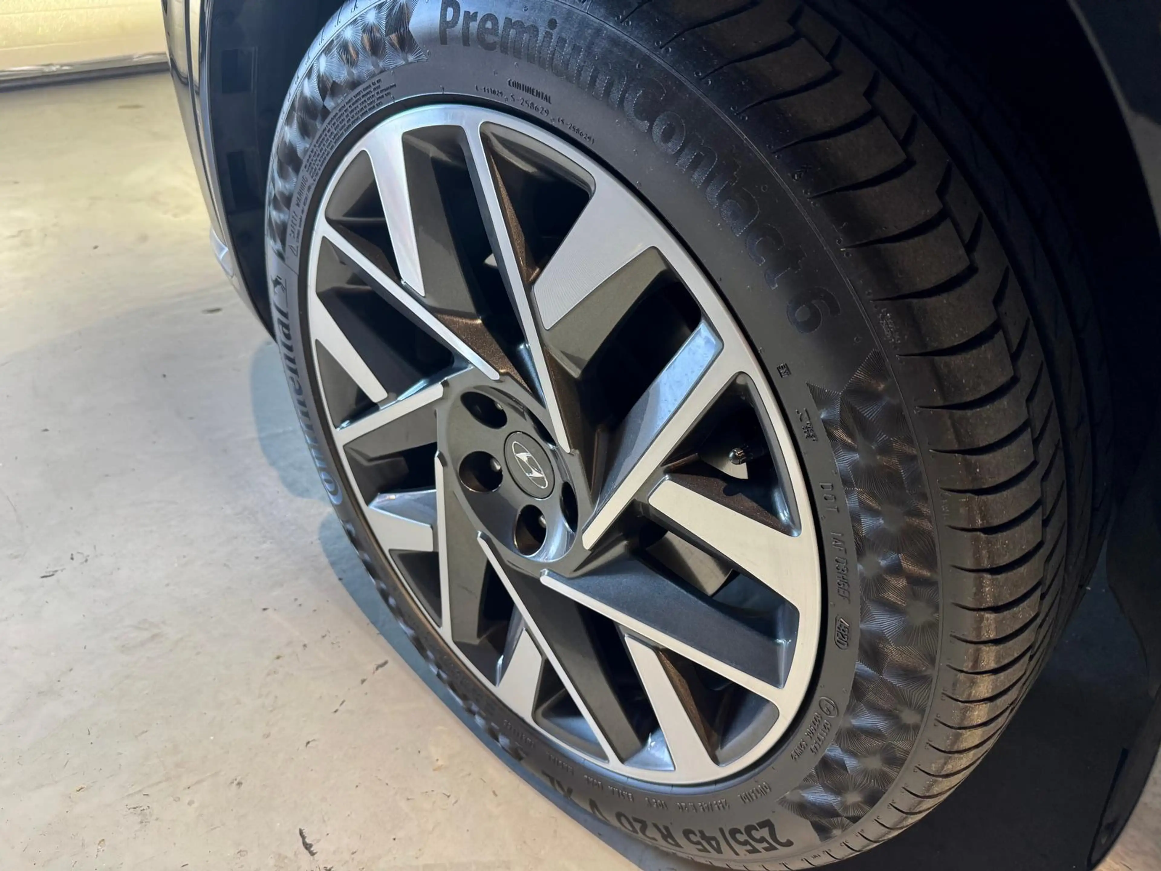 Hyundai SANTA FE Signature 4WD 2.2 CRDi+PANO+VIRTUELL+ — photo 23