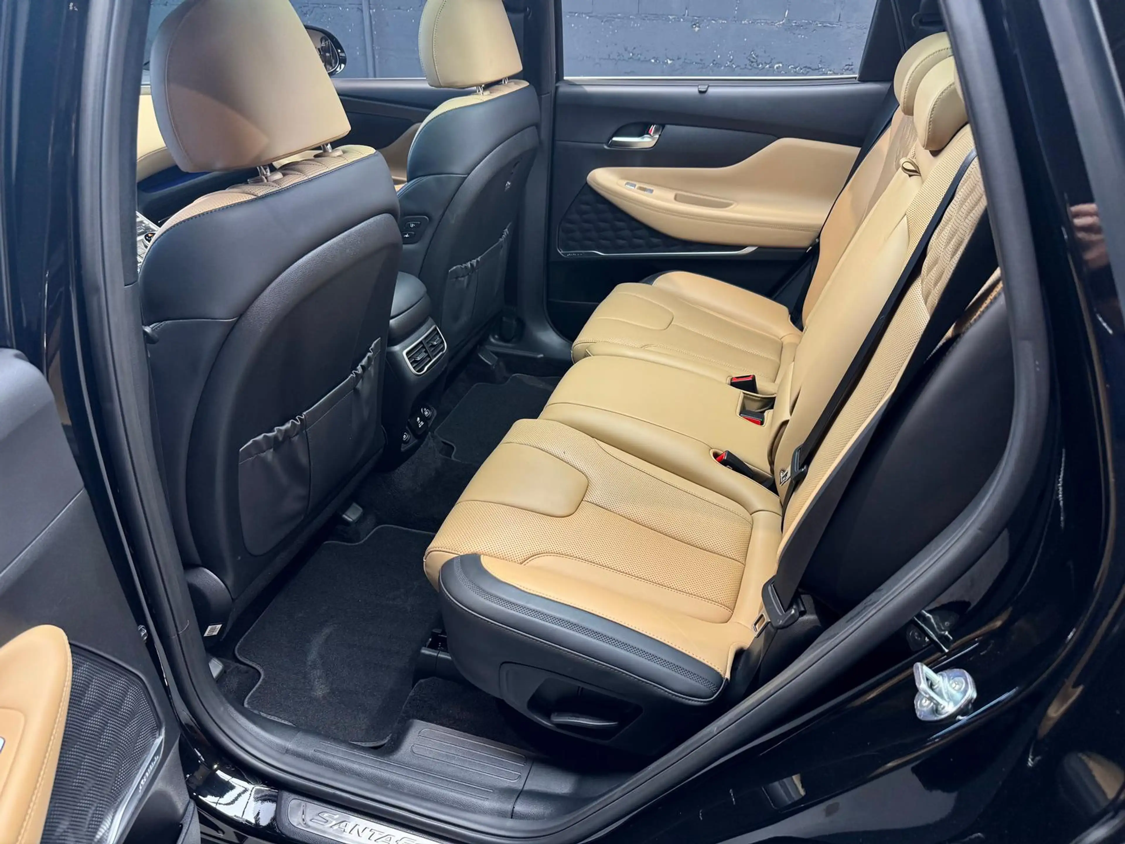 Hyundai SANTA FE Signature 4WD 2.2 CRDi+PANO+VIRTUELL+ — photo 17