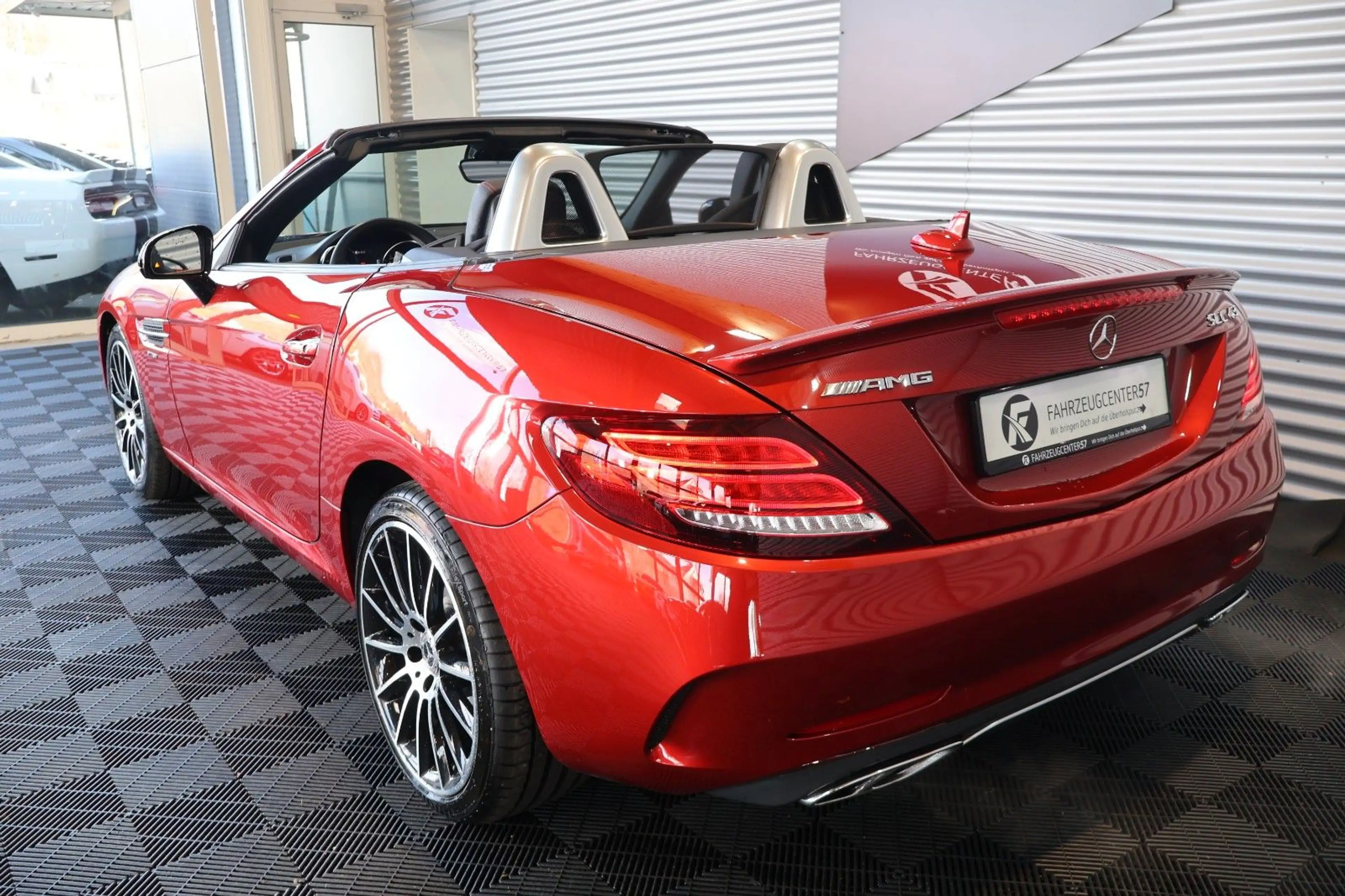 Mercedes-Benz SLC 43 AMG /RFK/HARMAN&KARDON/TOTW./LED — photo 10