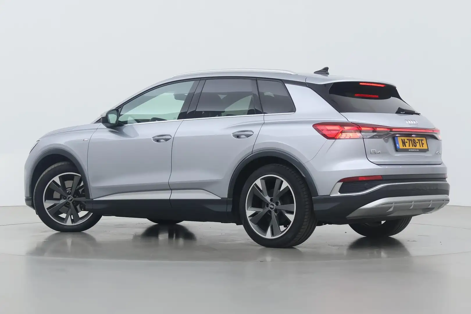 Audi Q4 e-tron 40 Launch Edition 77 kWh | BTW Auto | ACC | BLIS | Gris - 2