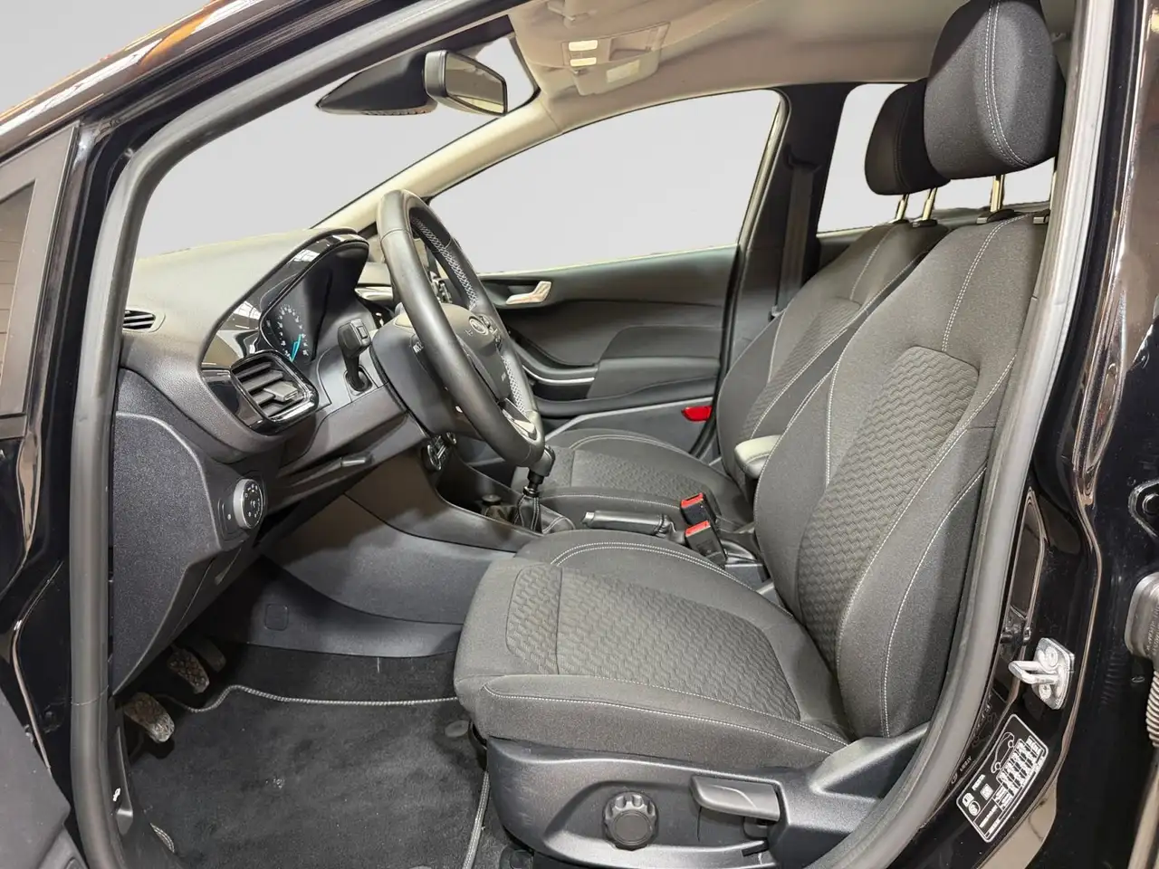 Ford Fiesta TITANIUM 1.0i EcoBoost 100CV DEMO, миниатюра 5