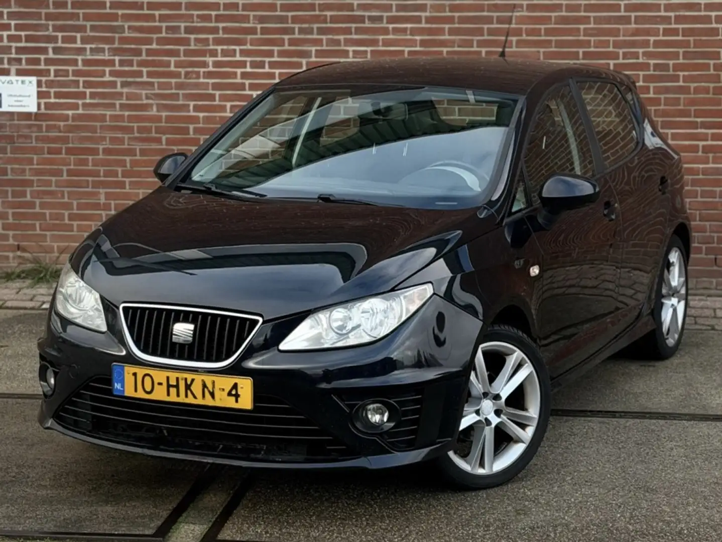 SEAT Ibiza 1.6 Sport-up |Airco |CruiseC |Nieuwe APK Schwarz - 2