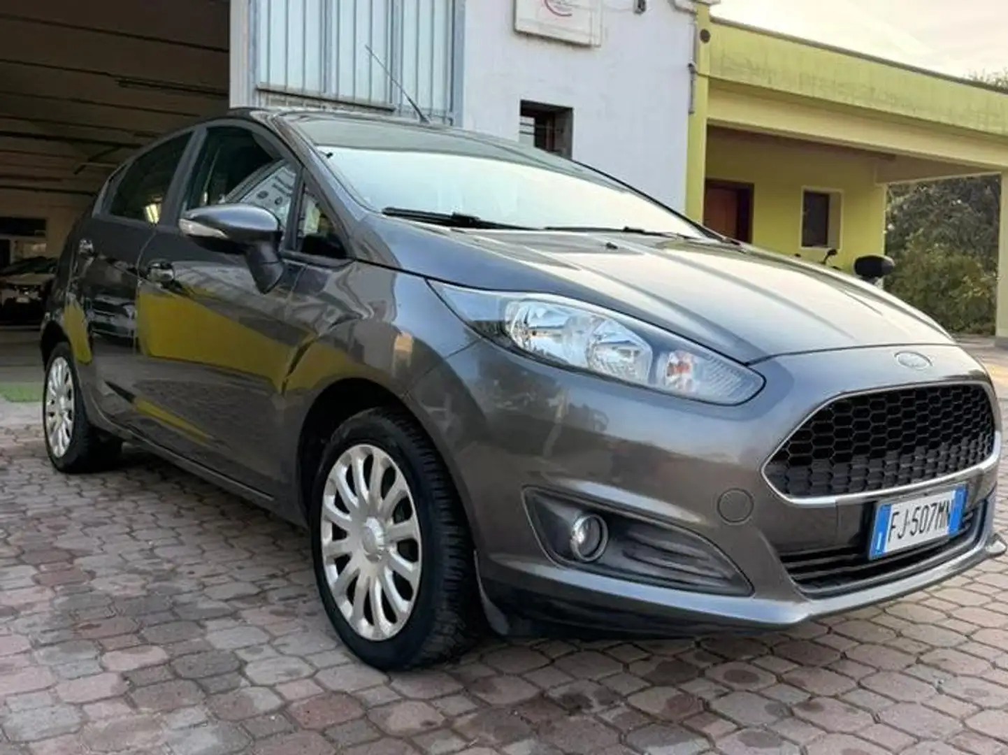 Ford Fiesta Fiesta VI 2017 5p 1.4 Black Grigio - 2