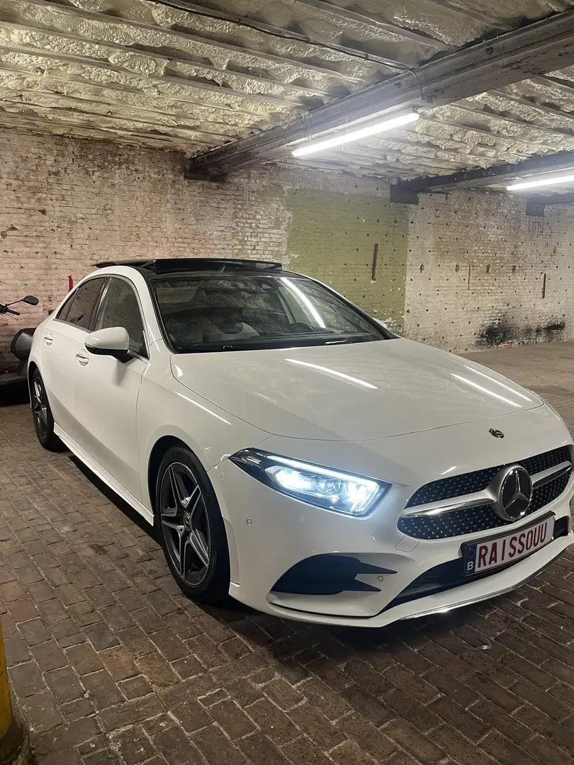 Mercedes-Benz A 180 d Business Solution AMG - 2