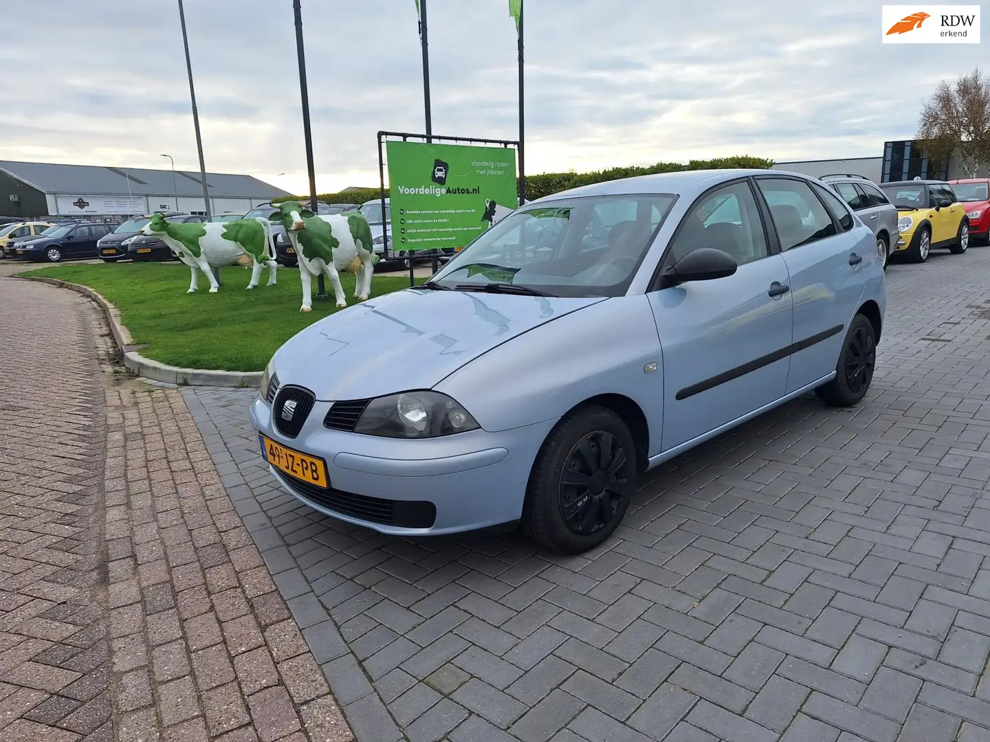 SEAT Ibiza 1.4-16V Stella / KOOPJE / APK november 2026 Blauw - 1