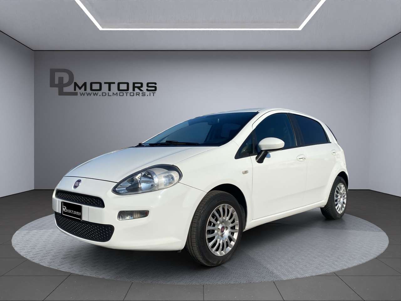 Fiat Punto 1.2 69 Cv *Neopatentati *Bracciolo *Radio