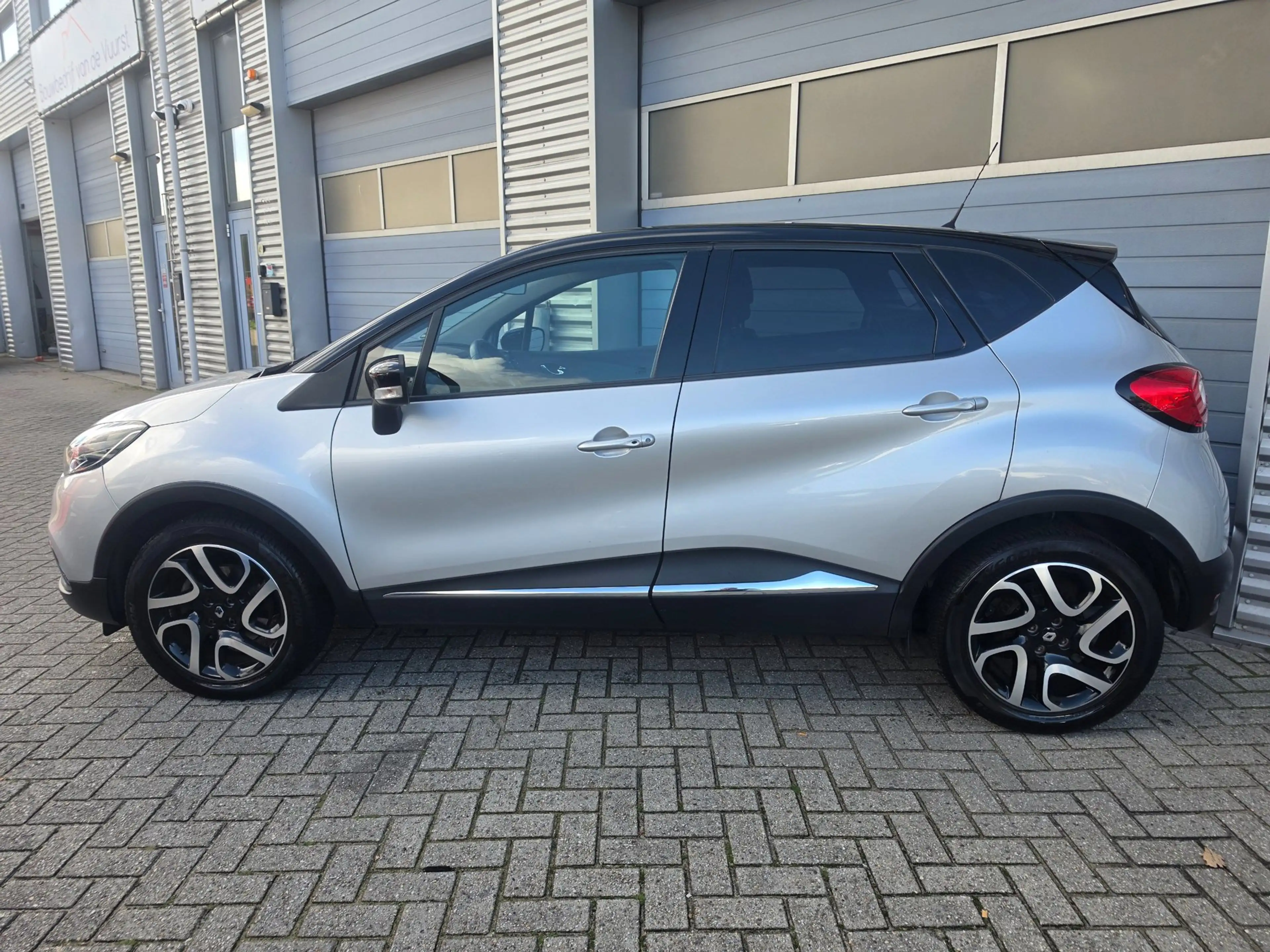 Renault Captur 1.2 TCe EDC Automaat | Orig. NL | Navi | Climate | — photo 4