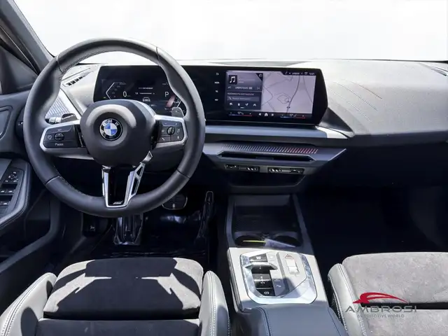 BMW 1 Series view 15