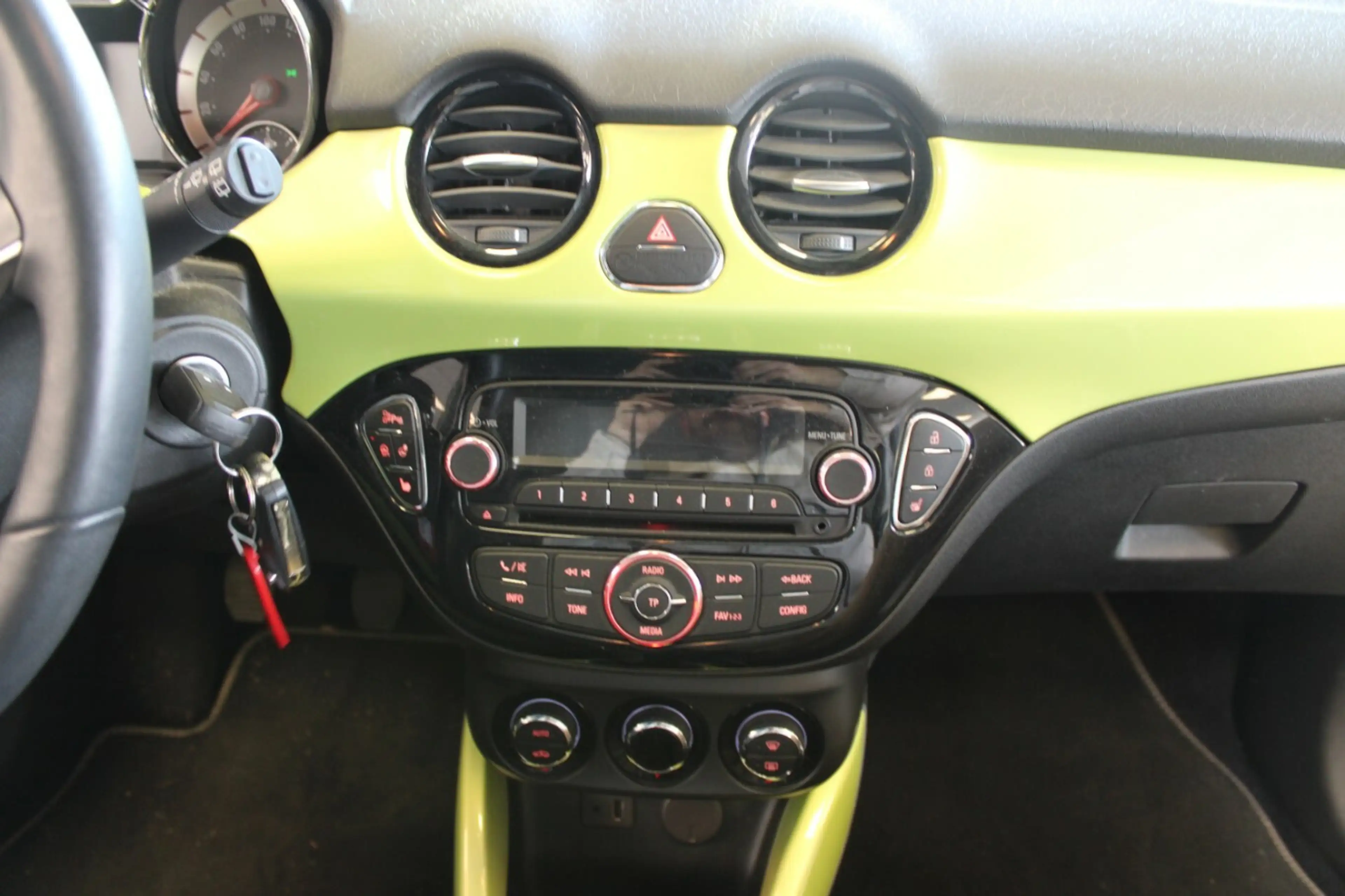 Opel Adam 1.4 LPG Jam — photo 10