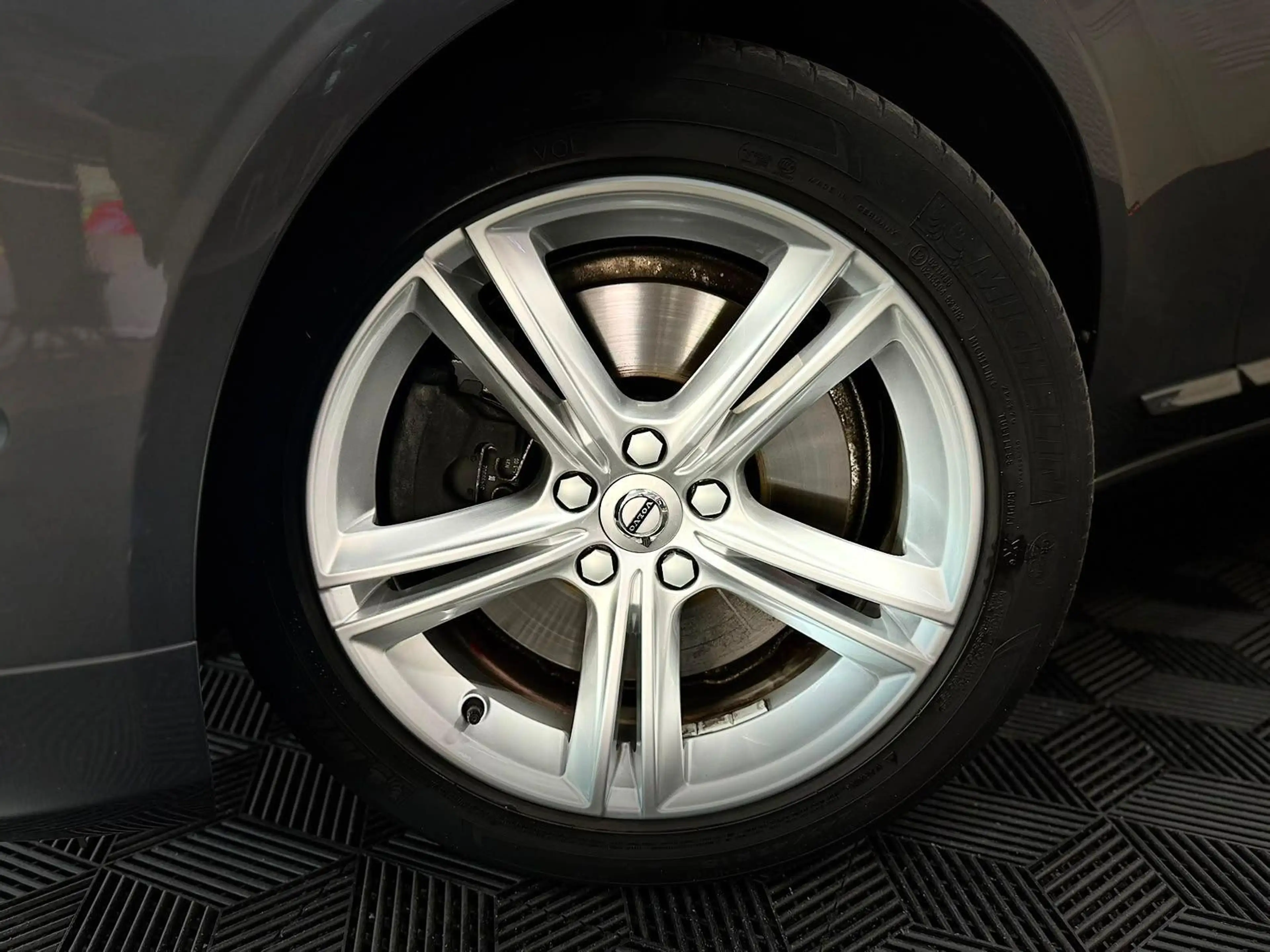 Volvo V90 2.0 D5 INSCRIPTION 4X4 LED#ACC#LED#SHZ#AHK — photo 12