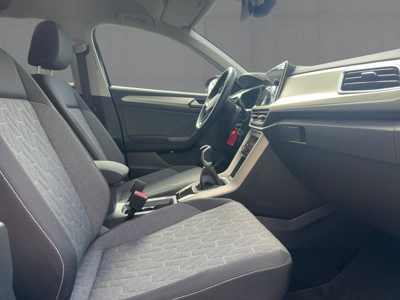 Volkswagen T-Roc 1.0 TSI OPF Life DIGITALES COCKPIT — photo 12