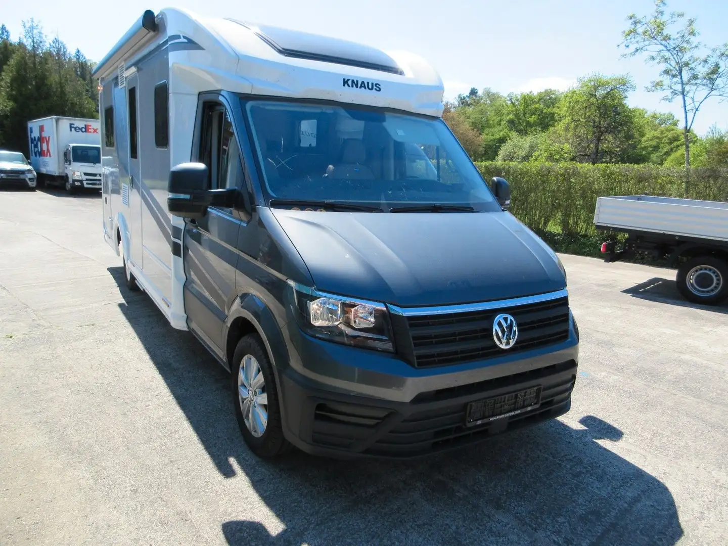 Knaus VAN TI PLUS Platinum Selection 700 LF Grau - 1