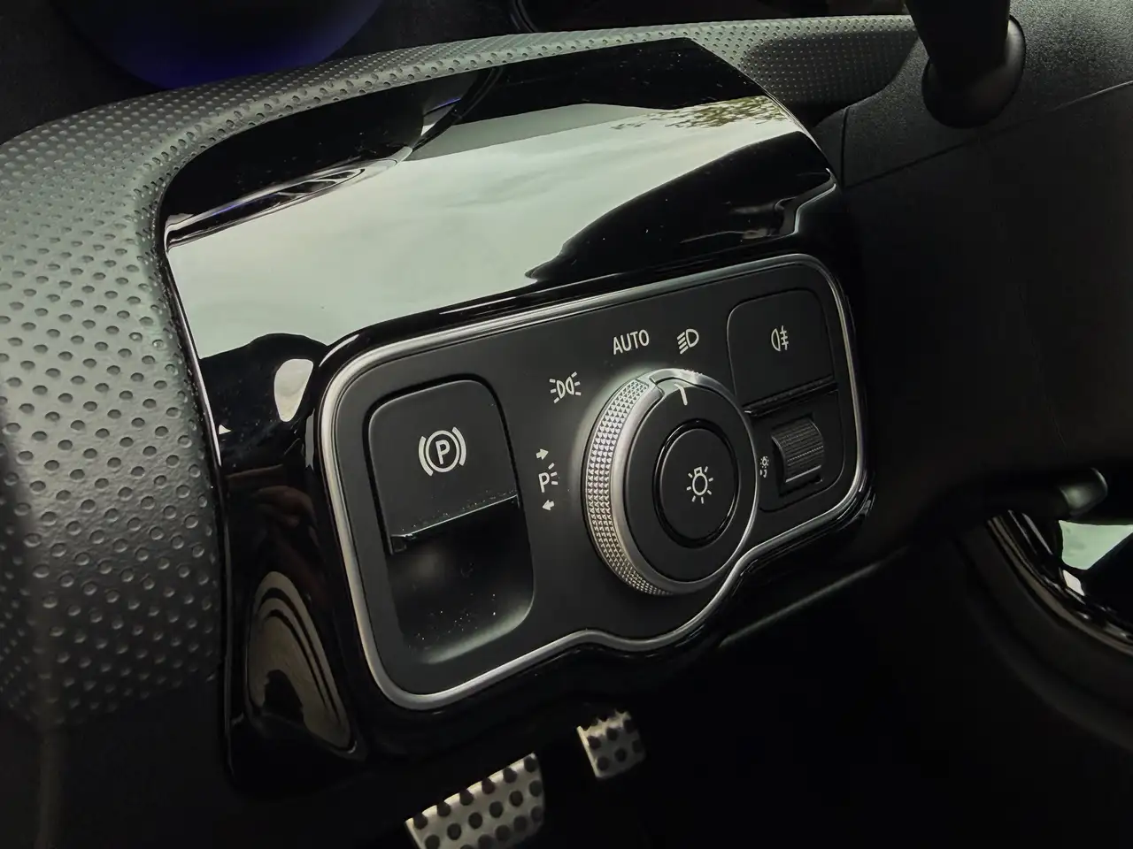 Mercedes-Benz CLA *1-PROPRIETAIRE/1-OWNER*FULL-AMG*PANORAMIQUE*GARANTIE-MB*, миниатюра 25