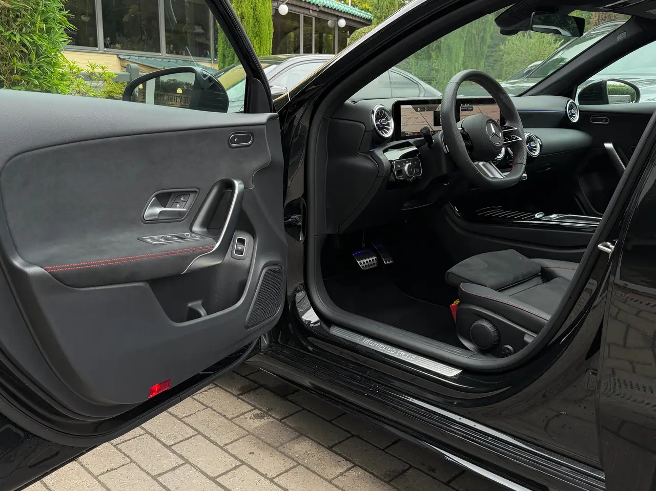 Mercedes-Benz CLA *1-PROPRIETAIRE/1-OWNER*FULL-AMG*PANORAMIQUE*GARANTIE-MB*, миниатюра 20