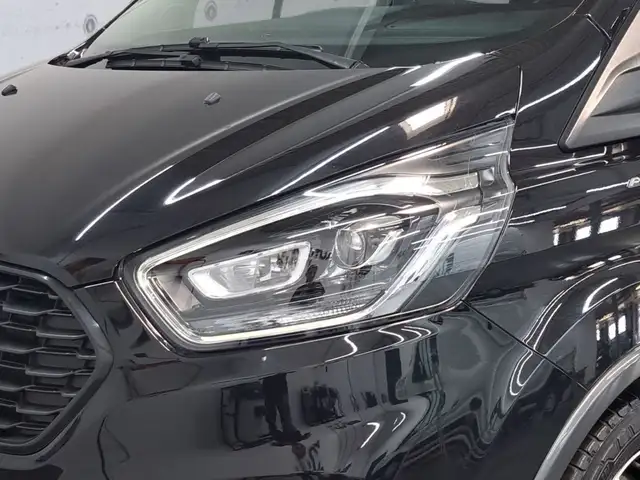 Ford Tourneo Custom view 5