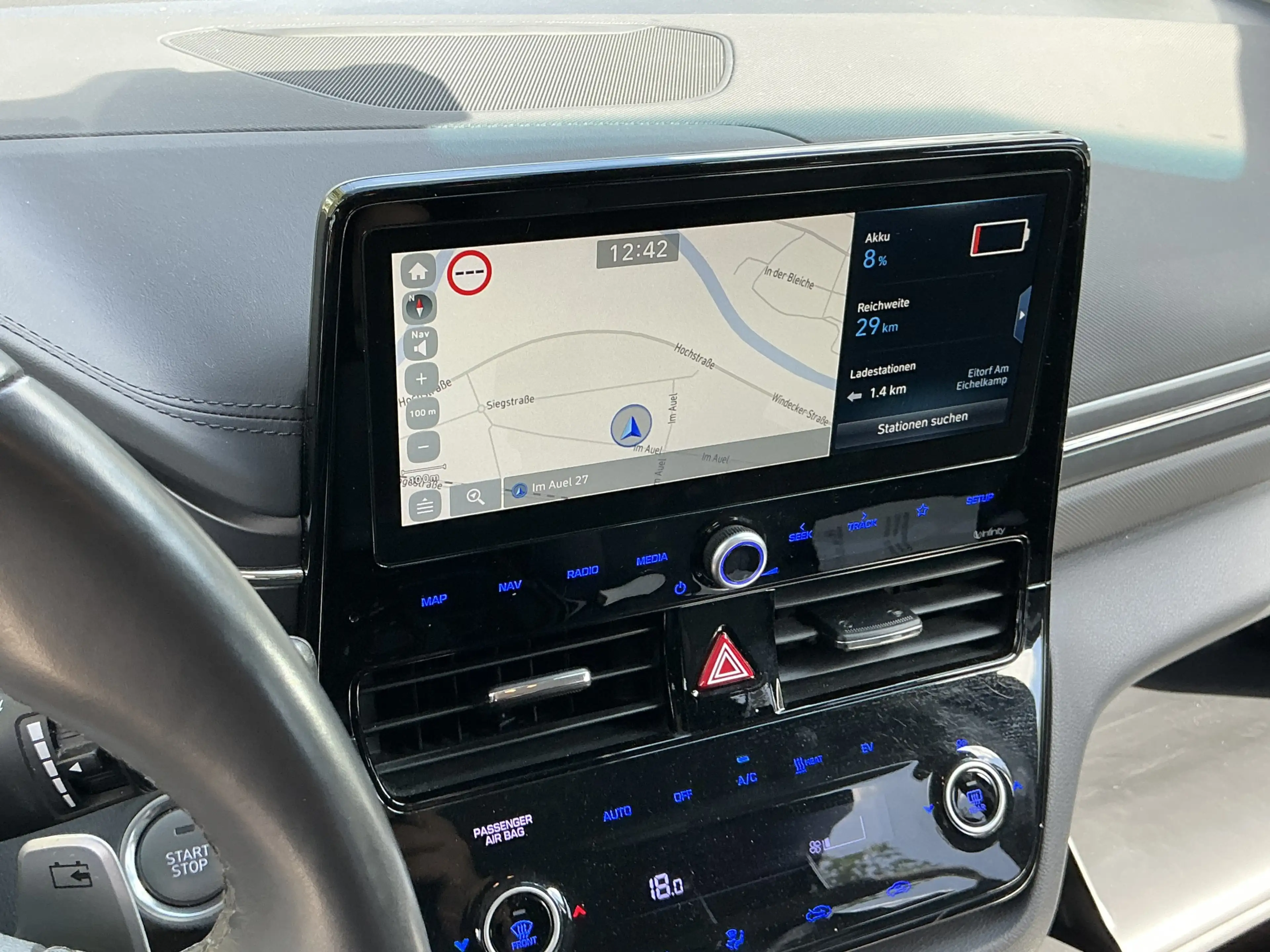 Hyundai IONIQ Style Navi Infinity R.Cam ACC LED SHZ — photo 10
