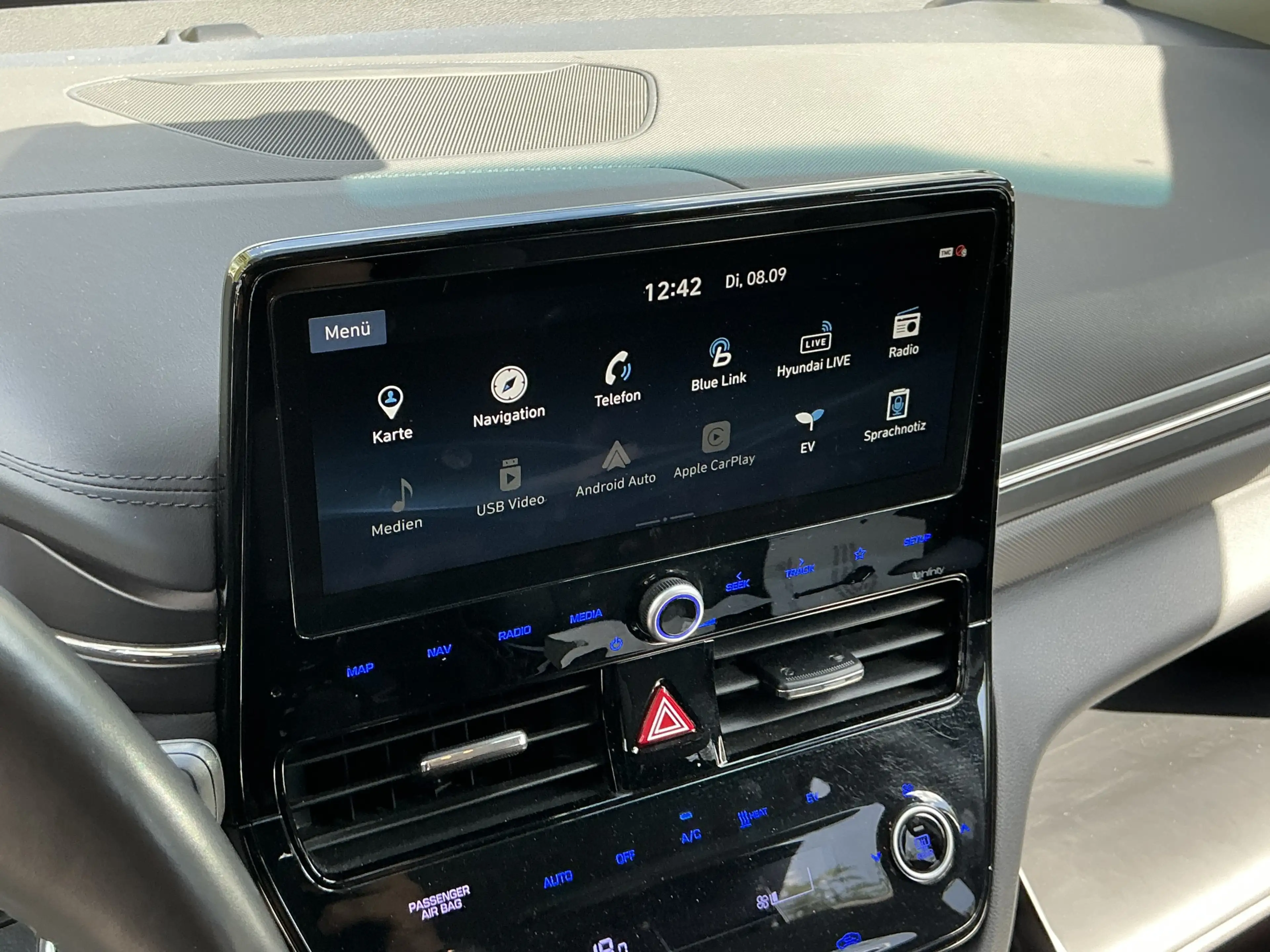 Hyundai IONIQ Style Navi Infinity R.Cam ACC LED SHZ — photo 11