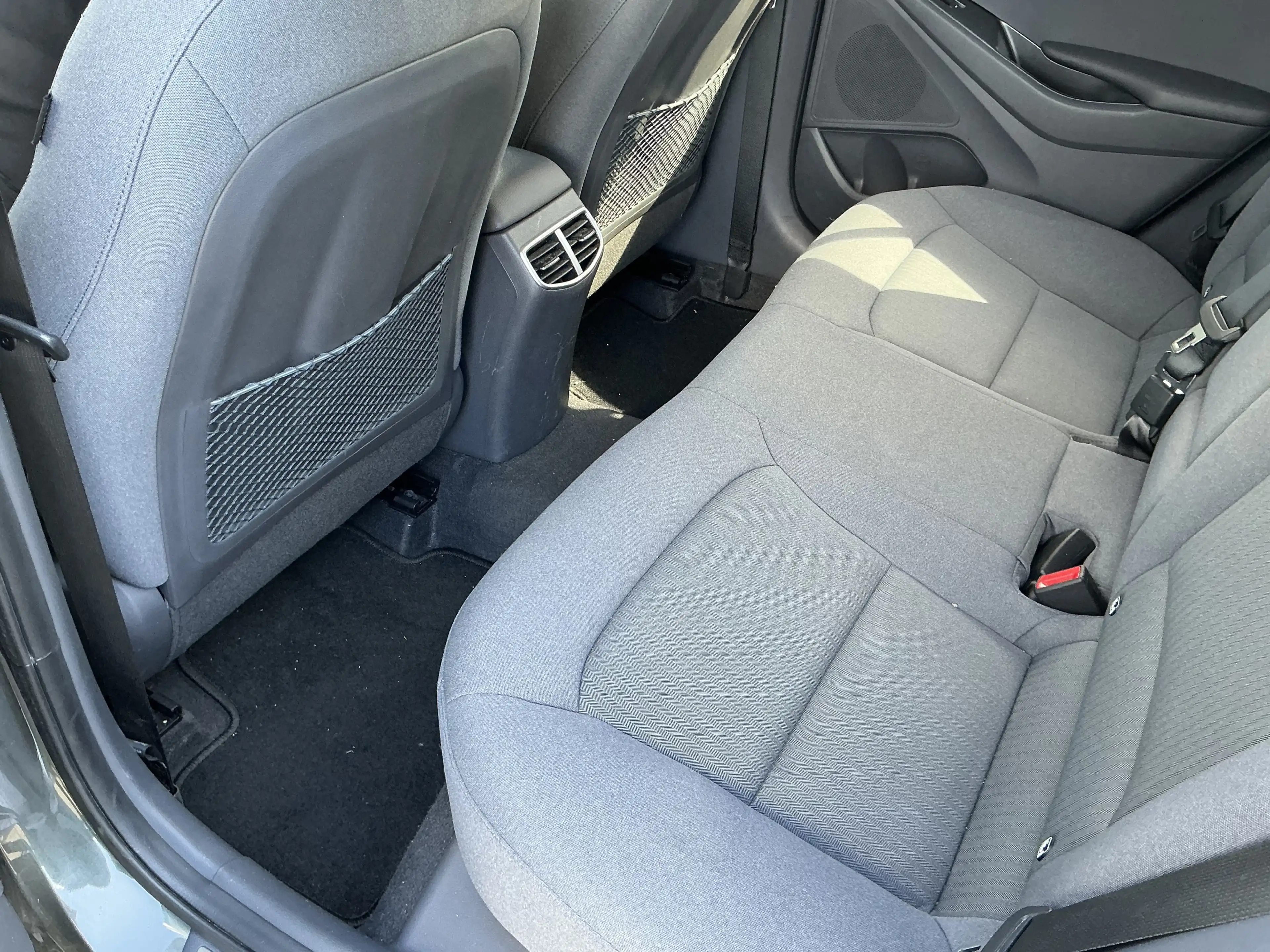 Hyundai IONIQ Style Navi Infinity R.Cam ACC LED SHZ — photo 3