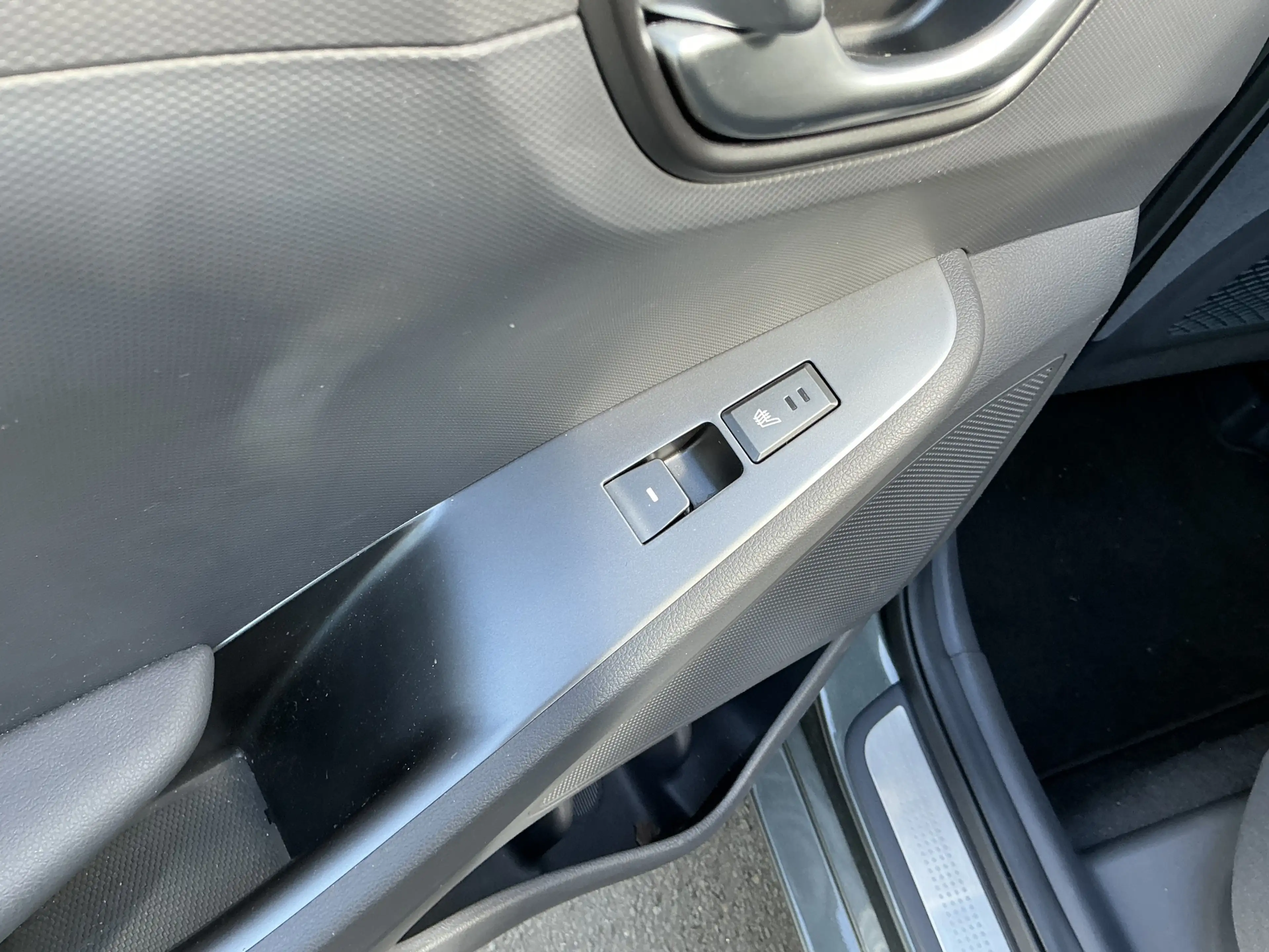 Hyundai IONIQ Style Navi Infinity R.Cam ACC LED SHZ — photo 4