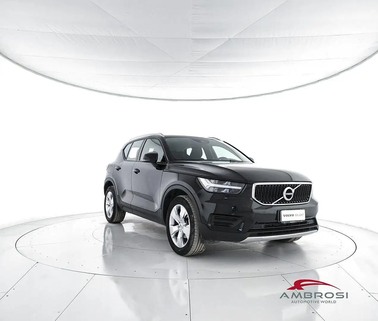 Volvo XC40 T2 Momentum Nero - 2