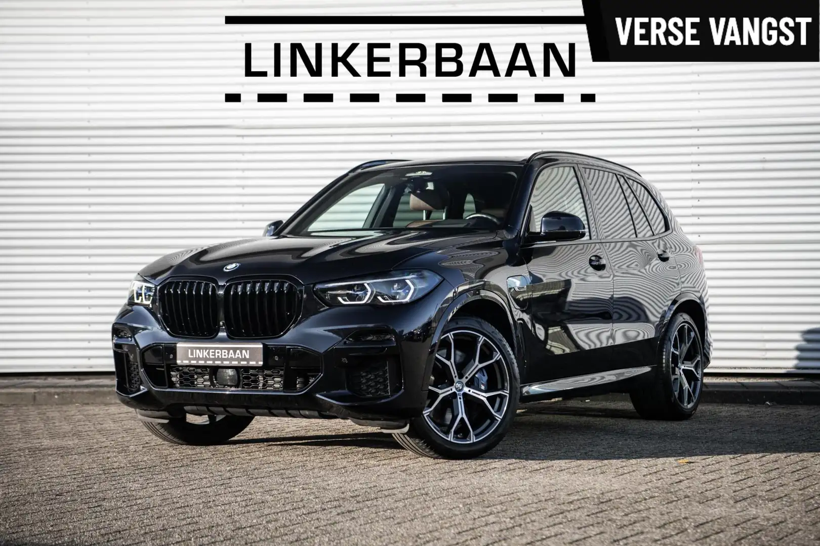 BMW X5 xDrive45e | M Sport | Panodak Sky Lounge | 4WS | C Noir - 1
