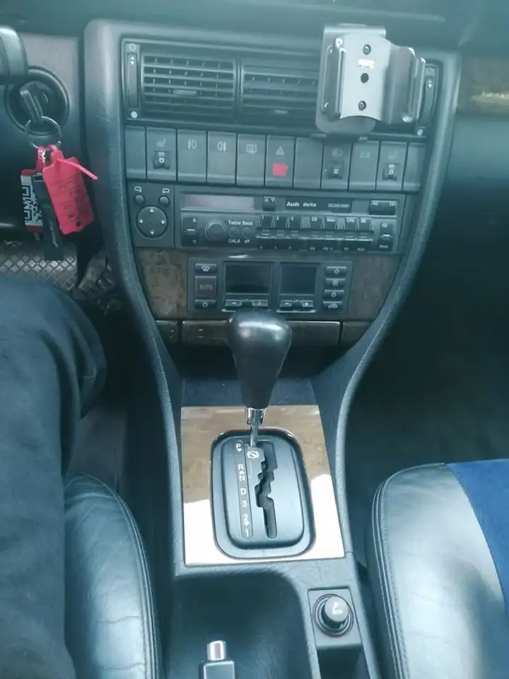 Audi A6 -C4-2.6.Sline.Leder.Autom.Tüvneu. 1A, foto 5