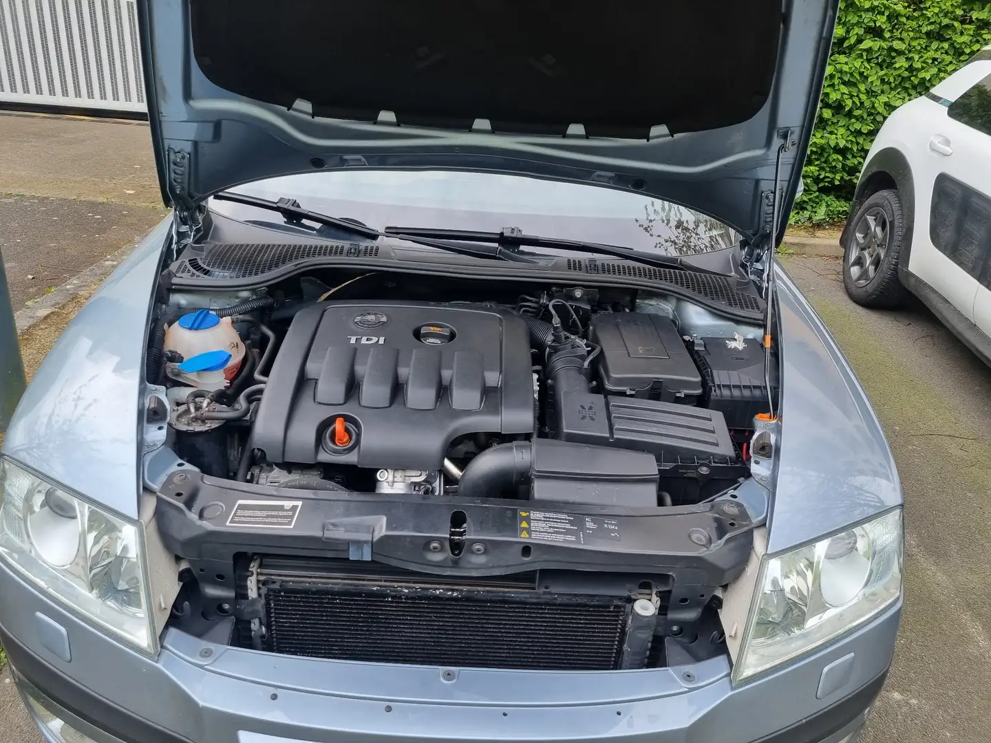 Skoda Octavia 2.0 TDI 140 Praha DSG - 1