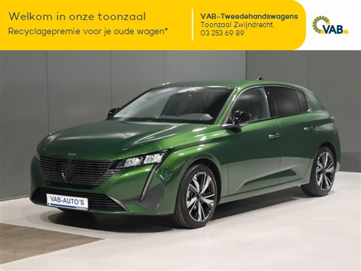 Peugeot 308 1.2 Pure Tech ALLURE S/S Grün - 1