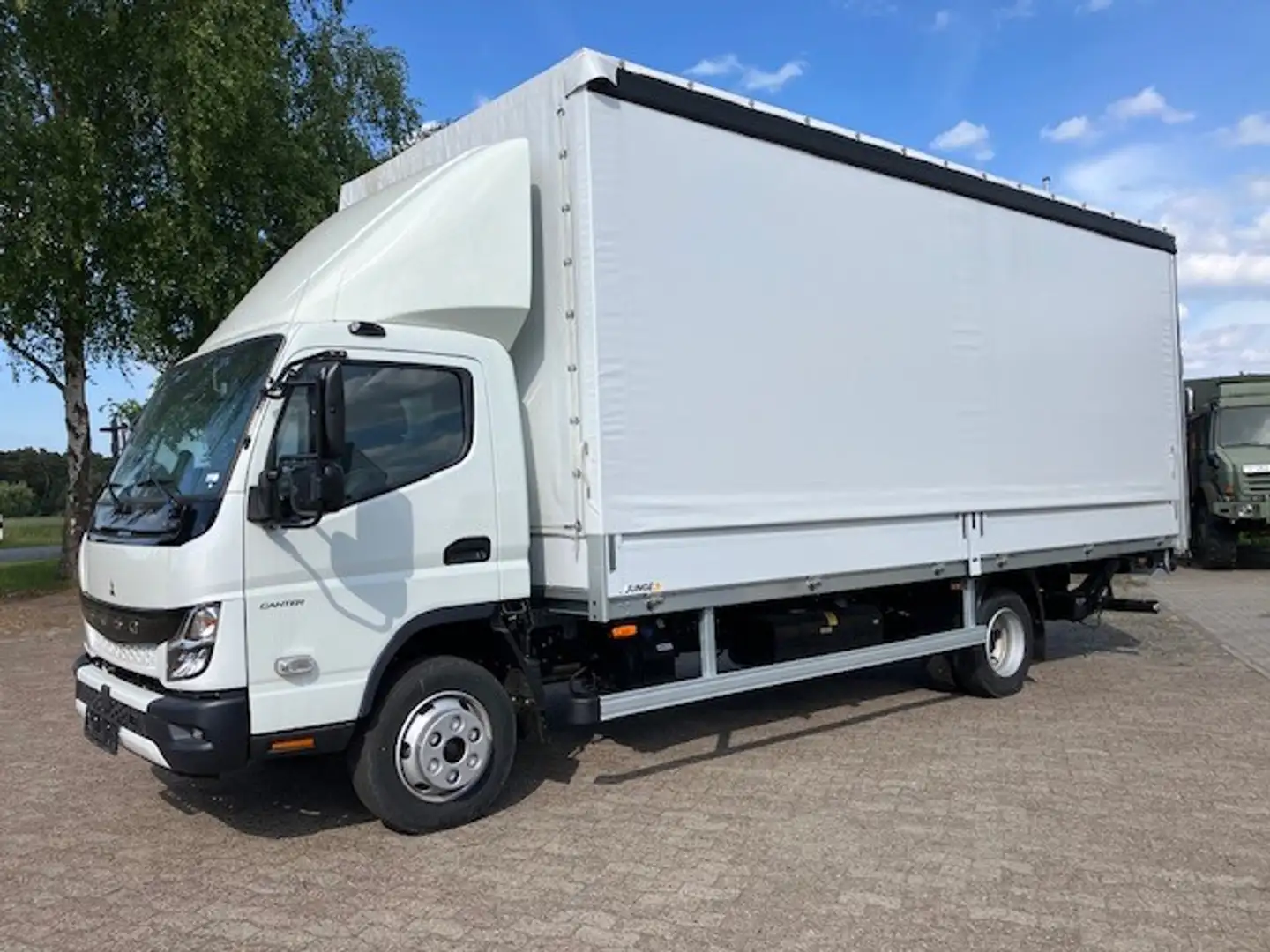 Mitsubishi FUSO Canter 7C18 Pritsche mit Plane & LBW + Klima Wit - 1