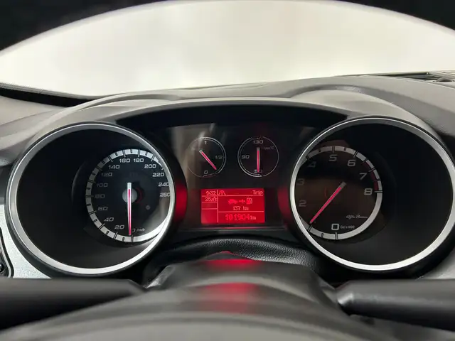 Alfa Romeo Giulietta view 5