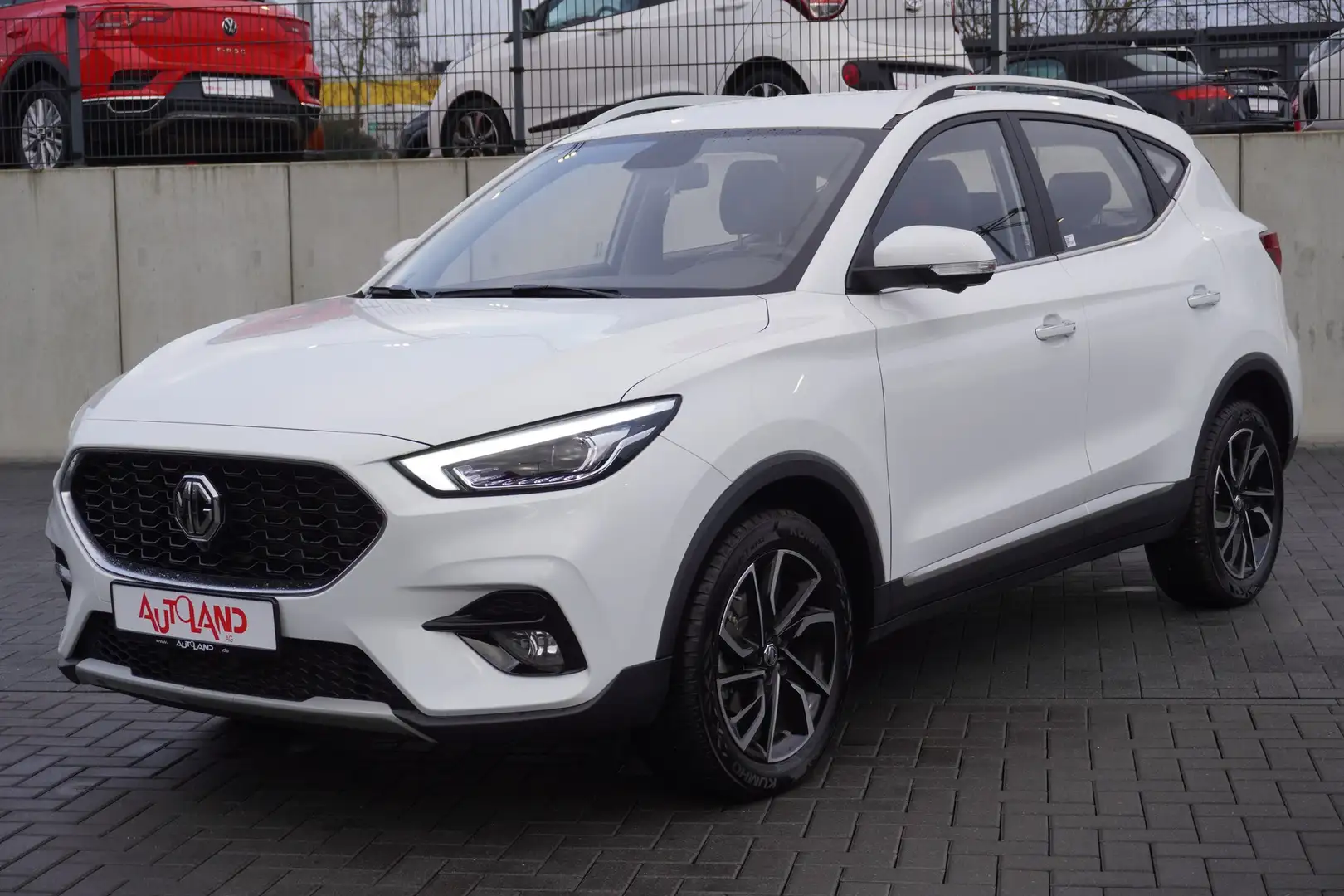 MG ZS 1.0 T-GDI Luxury Aut. LED Navi Sitzheizung 360° Weiß - 2