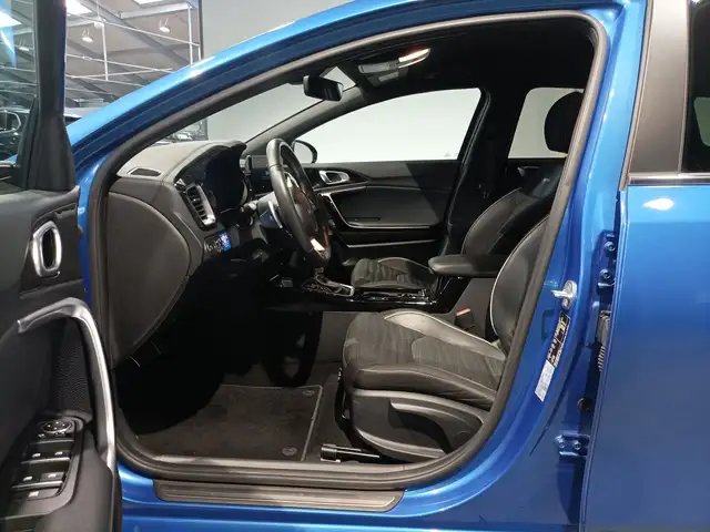 Kia Ceed view 8