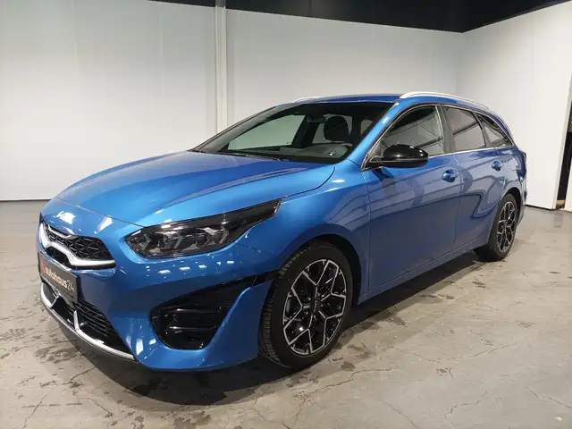 Kia Ceed view 3