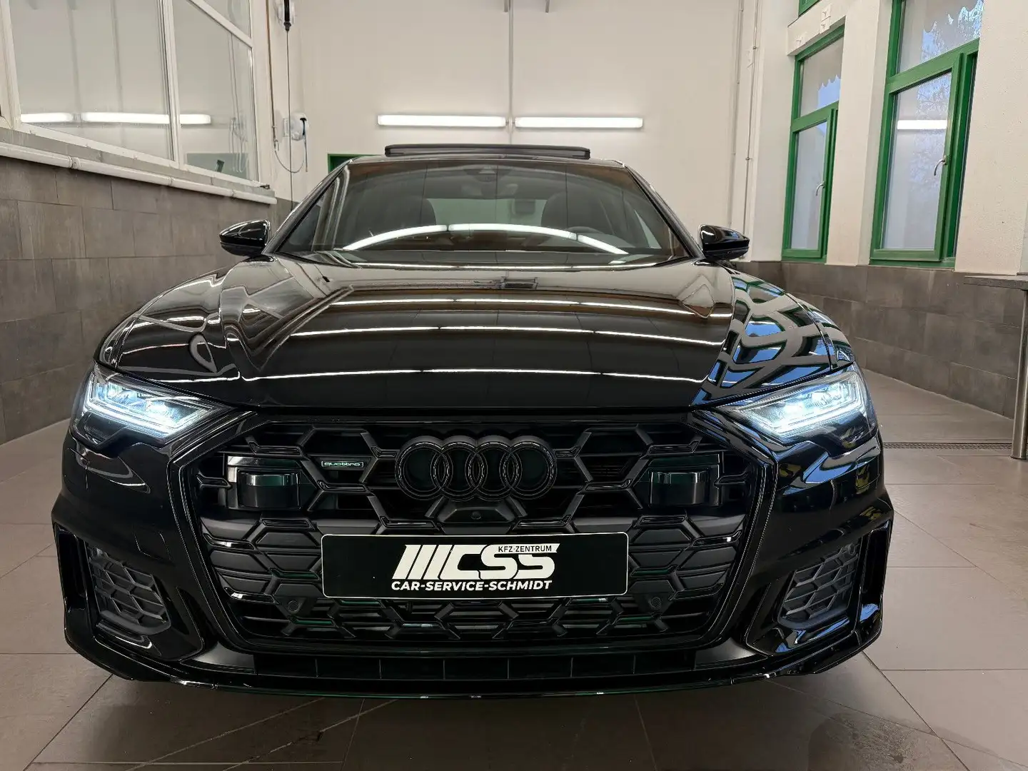 Audi A6 Lim. 50 TFSI e quattro S line Black Pano B&O Schwarz - 1