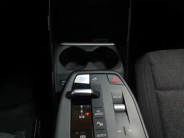 BMW Ix1 view 10